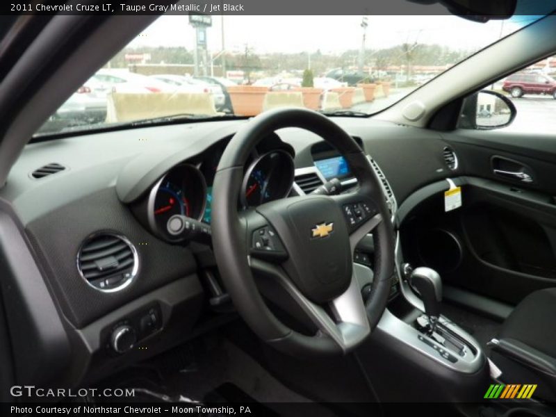 Taupe Gray Metallic / Jet Black 2011 Chevrolet Cruze LT