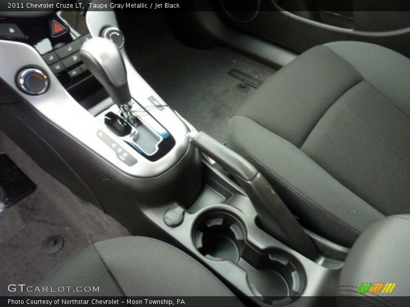 Taupe Gray Metallic / Jet Black 2011 Chevrolet Cruze LT