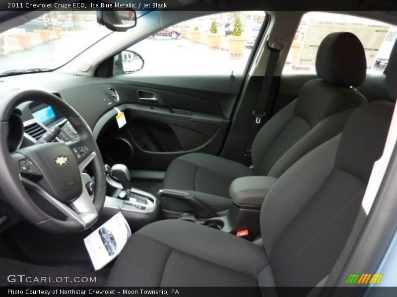  2011 Cruze ECO Jet Black Interior