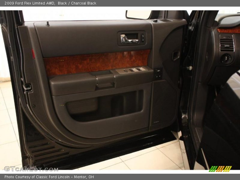 Black / Charcoal Black 2009 Ford Flex Limited AWD