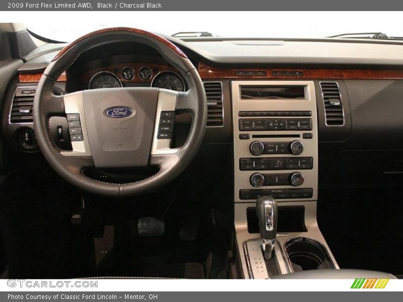 Black / Charcoal Black 2009 Ford Flex Limited AWD