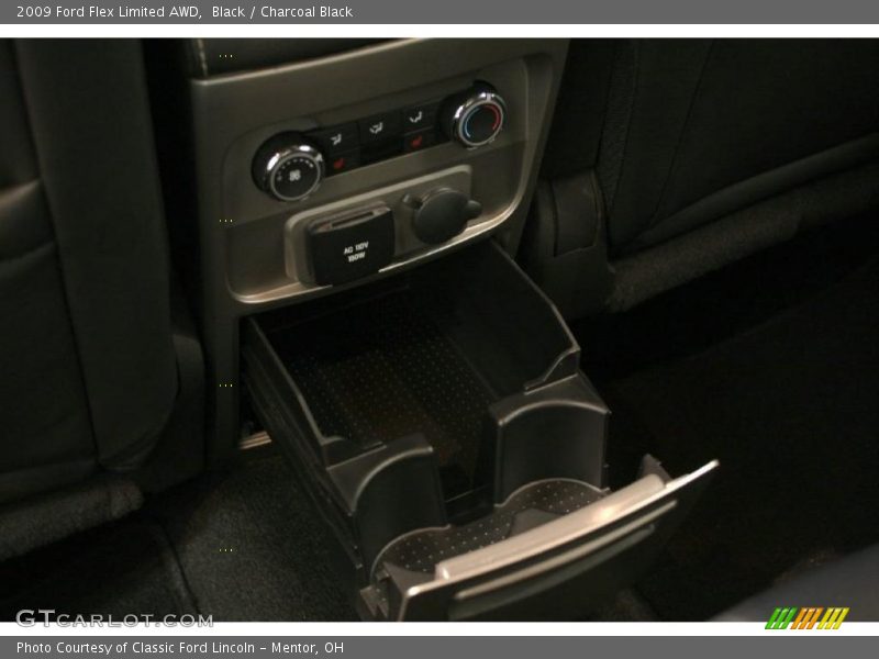 Black / Charcoal Black 2009 Ford Flex Limited AWD