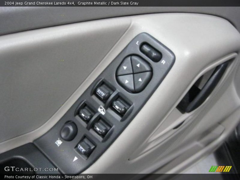 Graphite Metallic / Dark Slate Gray 2004 Jeep Grand Cherokee Laredo 4x4