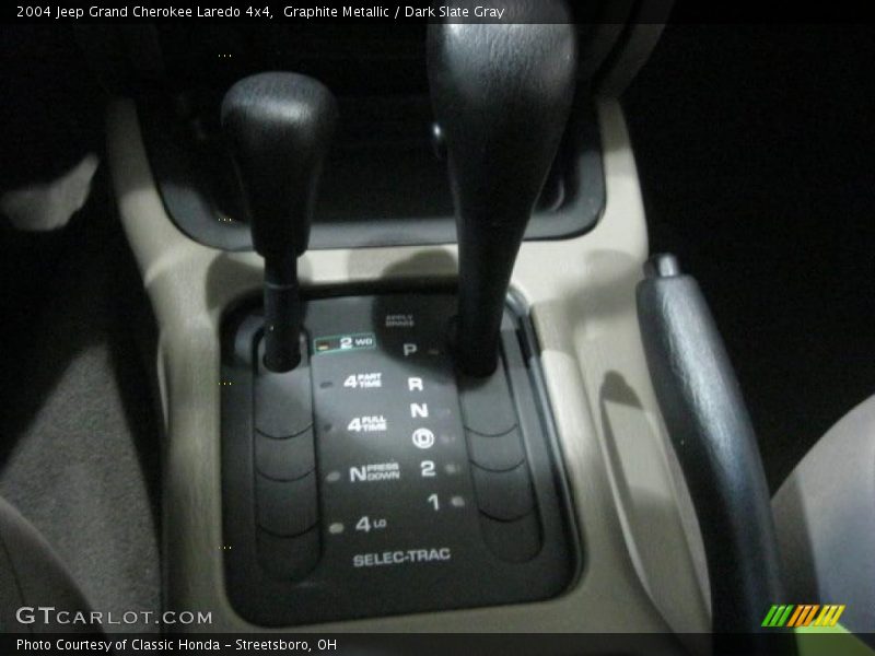 Graphite Metallic / Dark Slate Gray 2004 Jeep Grand Cherokee Laredo 4x4