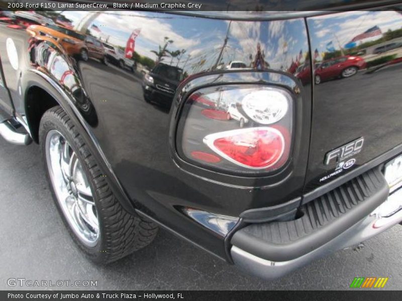 Black / Medium Graphite Grey 2003 Ford F150 Lariat SuperCrew