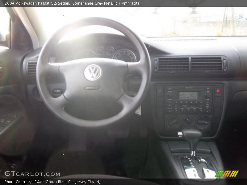 Stonehenge Grey Metallic / Anthracite 2004 Volkswagen Passat GLS Sedan