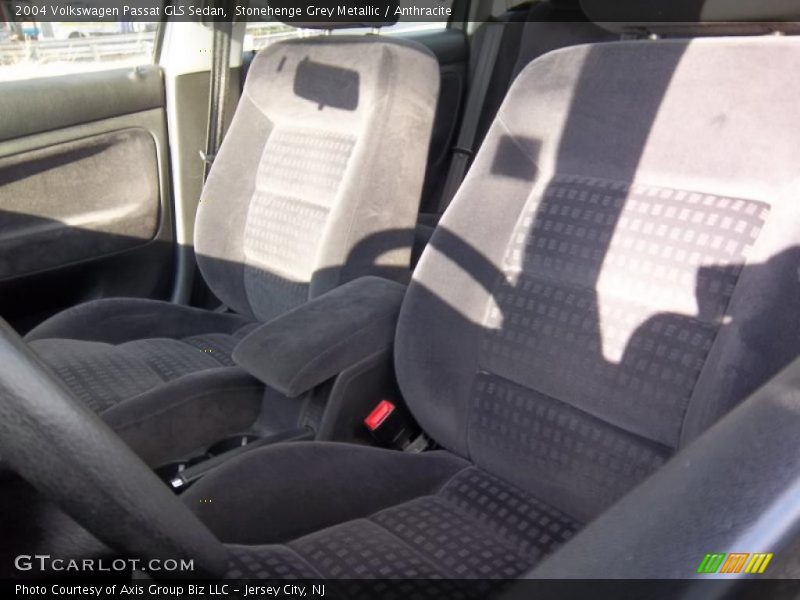 Stonehenge Grey Metallic / Anthracite 2004 Volkswagen Passat GLS Sedan