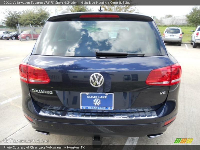 Night Blue Metallic / Cornsilk Beige 2011 Volkswagen Touareg VR6 FSI Sport 4XMotion