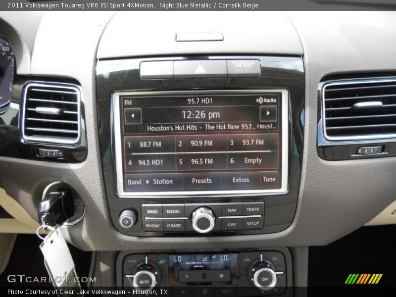 Night Blue Metallic / Cornsilk Beige 2011 Volkswagen Touareg VR6 FSI Sport 4XMotion