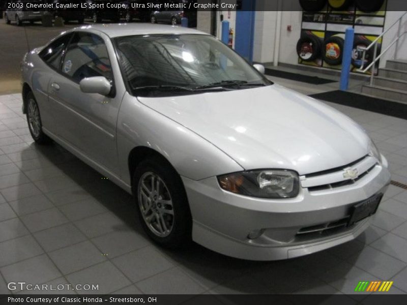 Ultra Silver Metallic / Graphite Gray 2003 Chevrolet Cavalier LS Sport Coupe