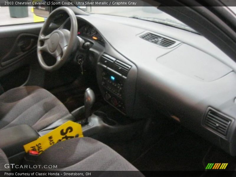 Ultra Silver Metallic / Graphite Gray 2003 Chevrolet Cavalier LS Sport Coupe