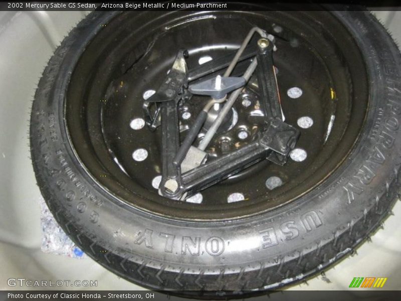 Arizona Beige Metallic / Medium Parchment 2002 Mercury Sable GS Sedan