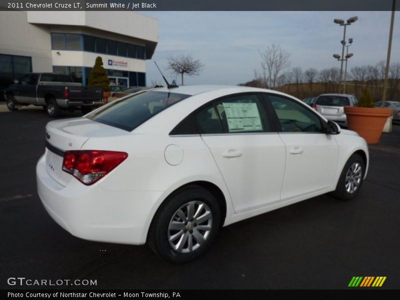 Summit White / Jet Black 2011 Chevrolet Cruze LT