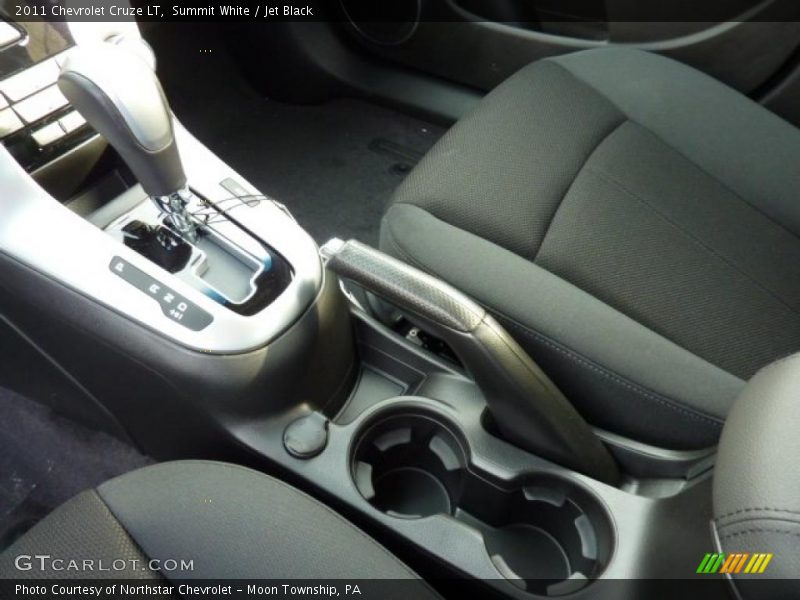 Summit White / Jet Black 2011 Chevrolet Cruze LT