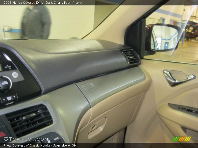 Dark Cherry Pearl / Ivory 2008 Honda Odyssey EX-L