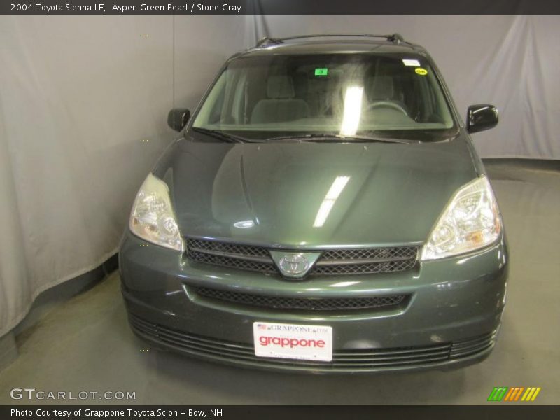 Aspen Green Pearl / Stone Gray 2004 Toyota Sienna LE