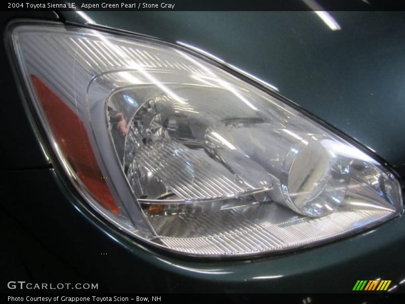 Aspen Green Pearl / Stone Gray 2004 Toyota Sienna LE