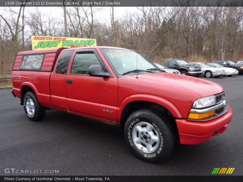 Bright Red / Graphite 1998 Chevrolet S10 LS Extended Cab 4x4