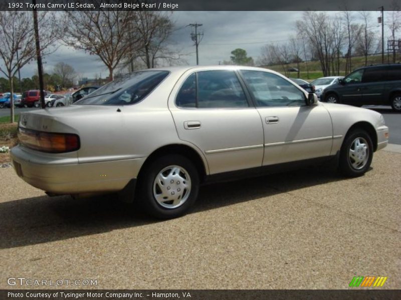 Almond Beige Pearl / Beige 1992 Toyota Camry LE Sedan