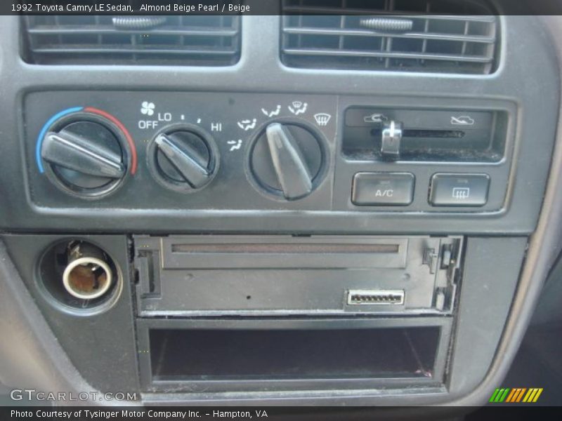 Almond Beige Pearl / Beige 1992 Toyota Camry LE Sedan