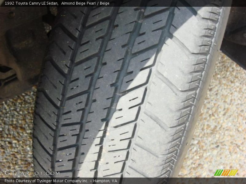Almond Beige Pearl / Beige 1992 Toyota Camry LE Sedan