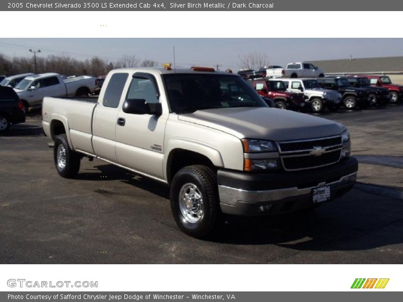 Silver Birch Metallic / Dark Charcoal 2005 Chevrolet Silverado 3500 LS Extended Cab 4x4