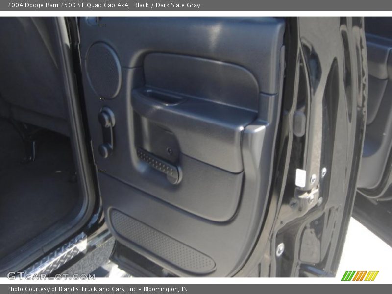 Black / Dark Slate Gray 2004 Dodge Ram 2500 ST Quad Cab 4x4
