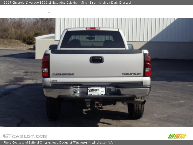 Silver Birch Metallic / Dark Charcoal 2005 Chevrolet Silverado 3500 LS Extended Cab 4x4