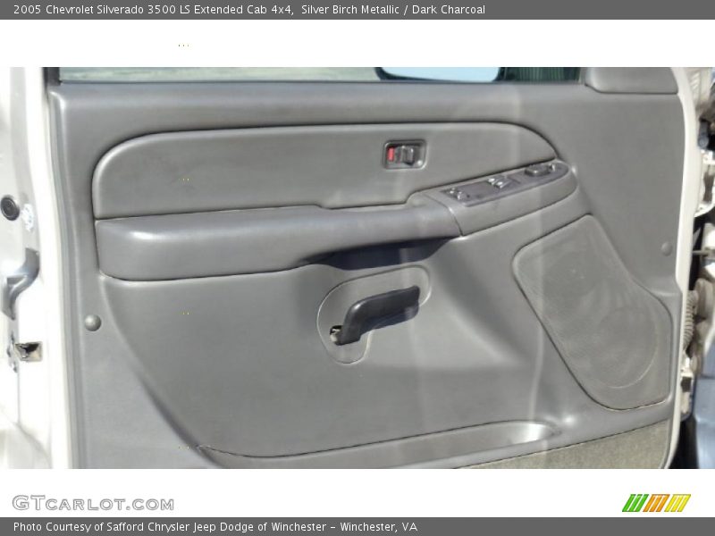 Silver Birch Metallic / Dark Charcoal 2005 Chevrolet Silverado 3500 LS Extended Cab 4x4