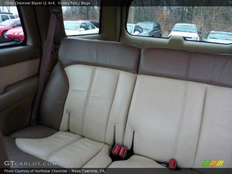 Victory Red / Beige 2000 Chevrolet Blazer LS 4x4