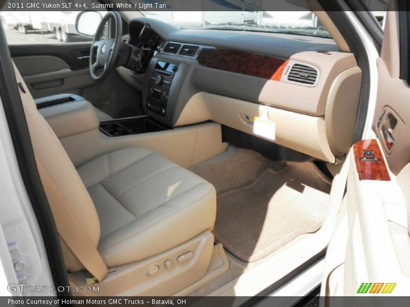 Summit White / Light Tan 2011 GMC Yukon SLT 4x4