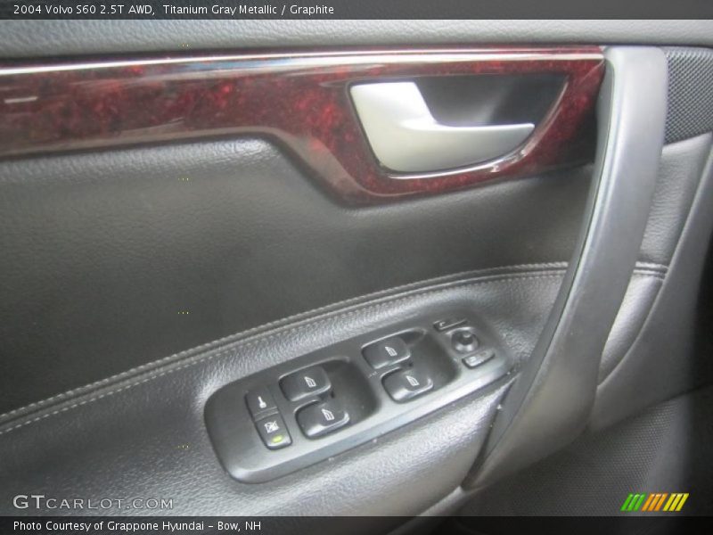 Titanium Gray Metallic / Graphite 2004 Volvo S60 2.5T AWD