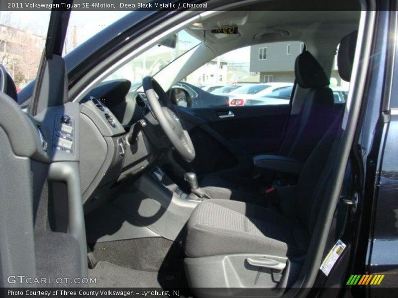 Deep Black Metallic / Charcoal 2011 Volkswagen Tiguan SE 4Motion