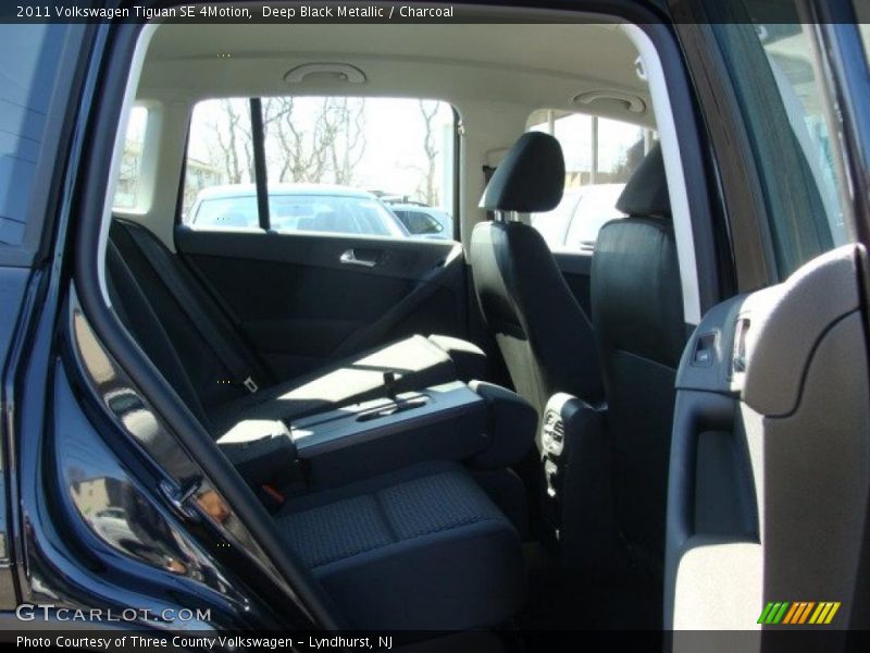Deep Black Metallic / Charcoal 2011 Volkswagen Tiguan SE 4Motion