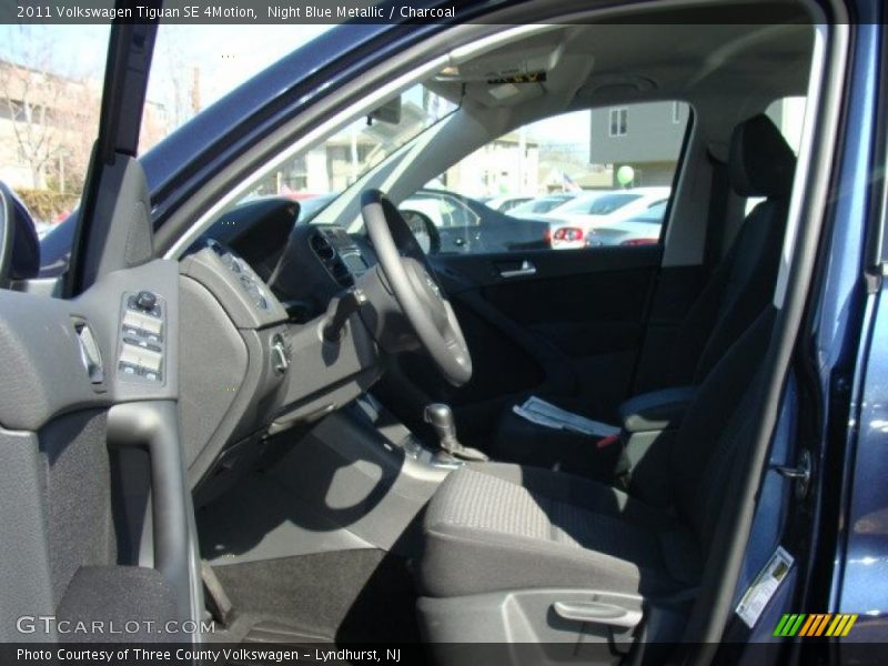 Night Blue Metallic / Charcoal 2011 Volkswagen Tiguan SE 4Motion