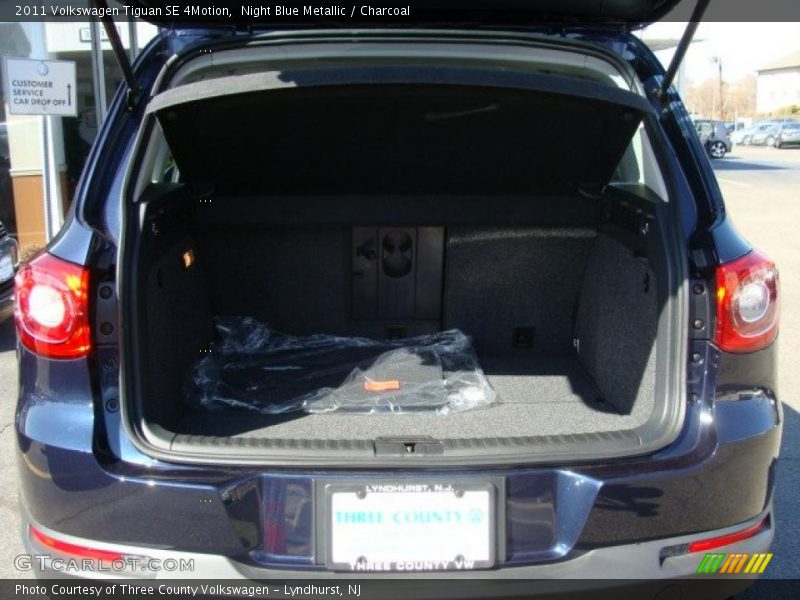 Night Blue Metallic / Charcoal 2011 Volkswagen Tiguan SE 4Motion
