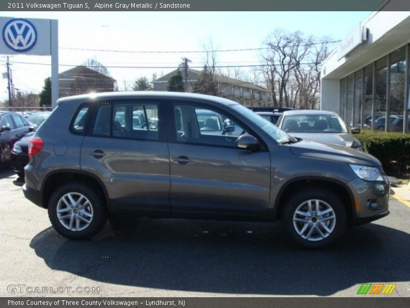 Alpine Gray Metallic / Sandstone 2011 Volkswagen Tiguan S