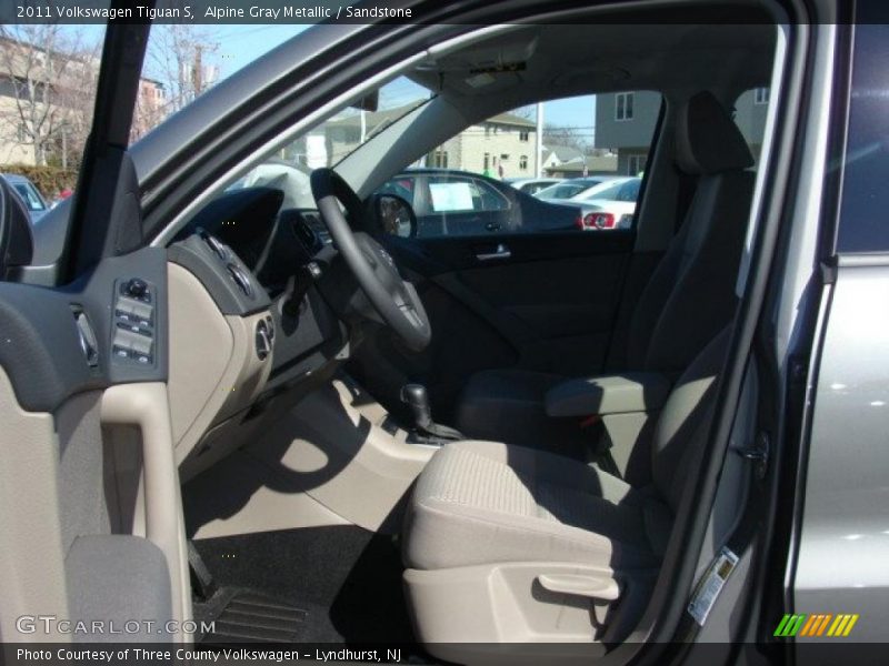 Alpine Gray Metallic / Sandstone 2011 Volkswagen Tiguan S