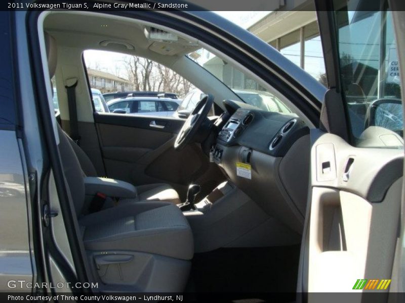 Alpine Gray Metallic / Sandstone 2011 Volkswagen Tiguan S
