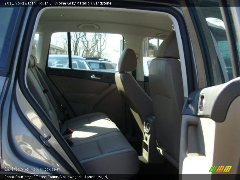 Alpine Gray Metallic / Sandstone 2011 Volkswagen Tiguan S