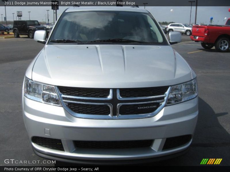 Bright Silver Metallic / Black/Light Frost Beige 2011 Dodge Journey Mainstreet