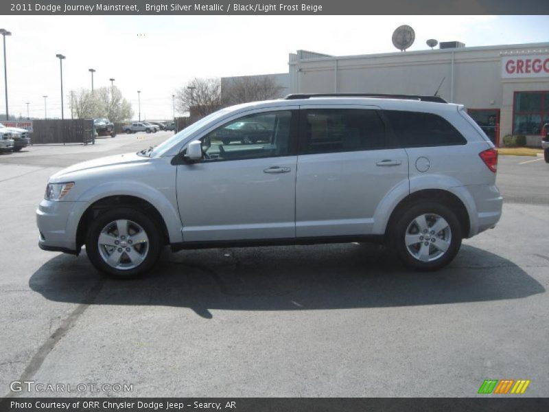 Bright Silver Metallic / Black/Light Frost Beige 2011 Dodge Journey Mainstreet