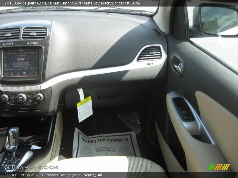 Bright Silver Metallic / Black/Light Frost Beige 2011 Dodge Journey Mainstreet