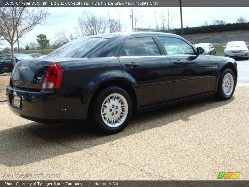 Brilliant Black Crystal Pearl / Dark Slate Gray/Medium Slate Gray 2005 Chrysler 300