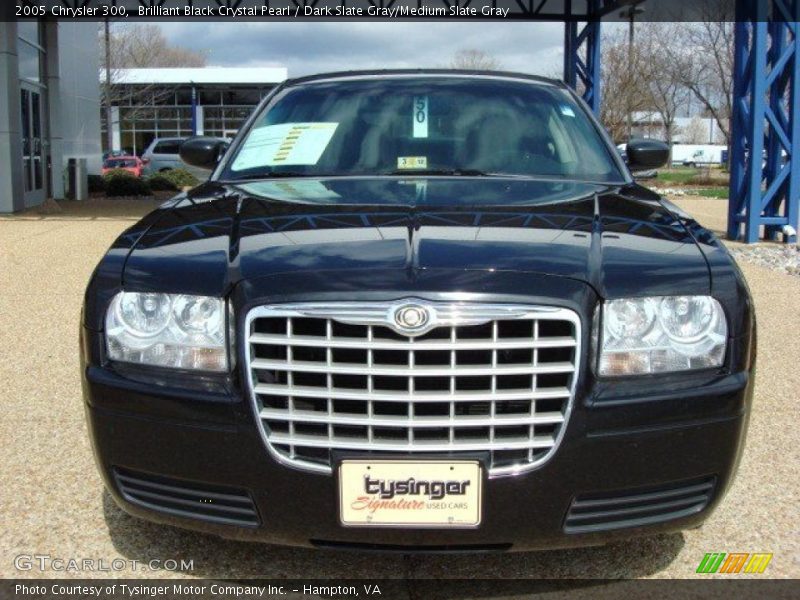 Brilliant Black Crystal Pearl / Dark Slate Gray/Medium Slate Gray 2005 Chrysler 300