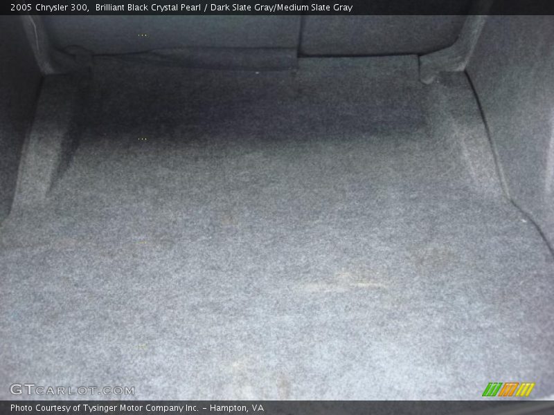 Brilliant Black Crystal Pearl / Dark Slate Gray/Medium Slate Gray 2005 Chrysler 300