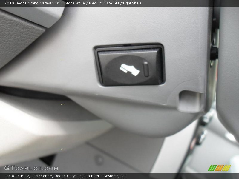 Stone White / Medium Slate Gray/Light Shale 2010 Dodge Grand Caravan SXT