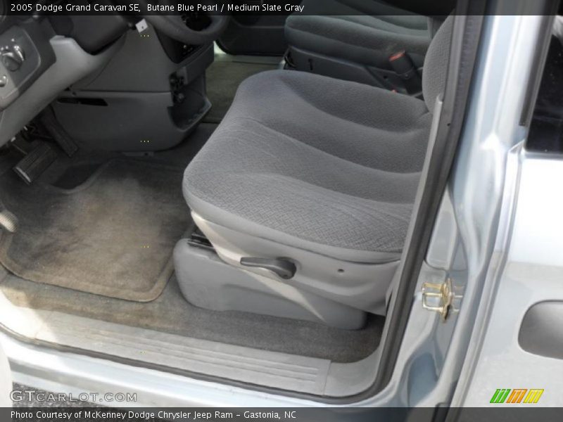 Butane Blue Pearl / Medium Slate Gray 2005 Dodge Grand Caravan SE