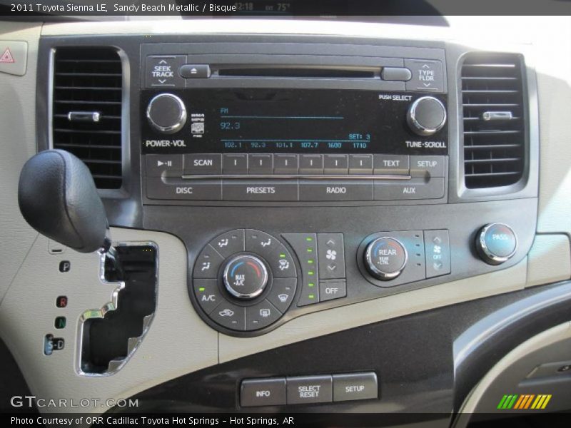 Controls of 2011 Sienna LE