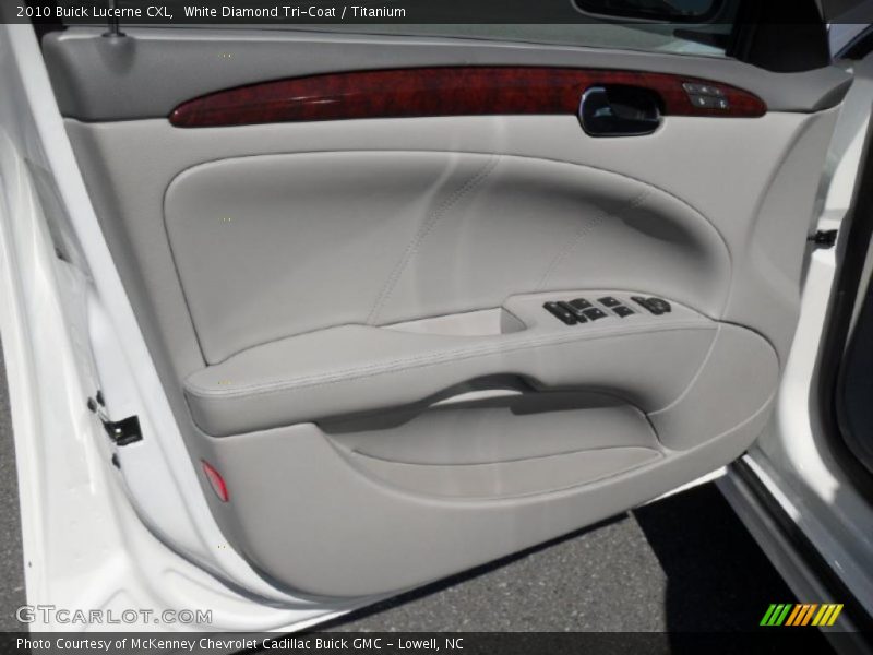 White Diamond Tri-Coat / Titanium 2010 Buick Lucerne CXL